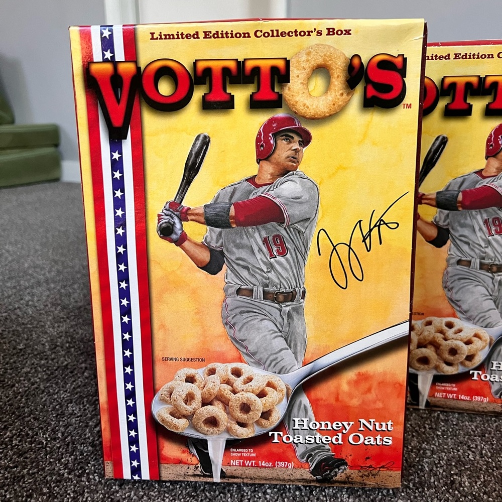 CINCINNATI REDS VOTTO’s  COLLECTORS BOXES CEREAL
